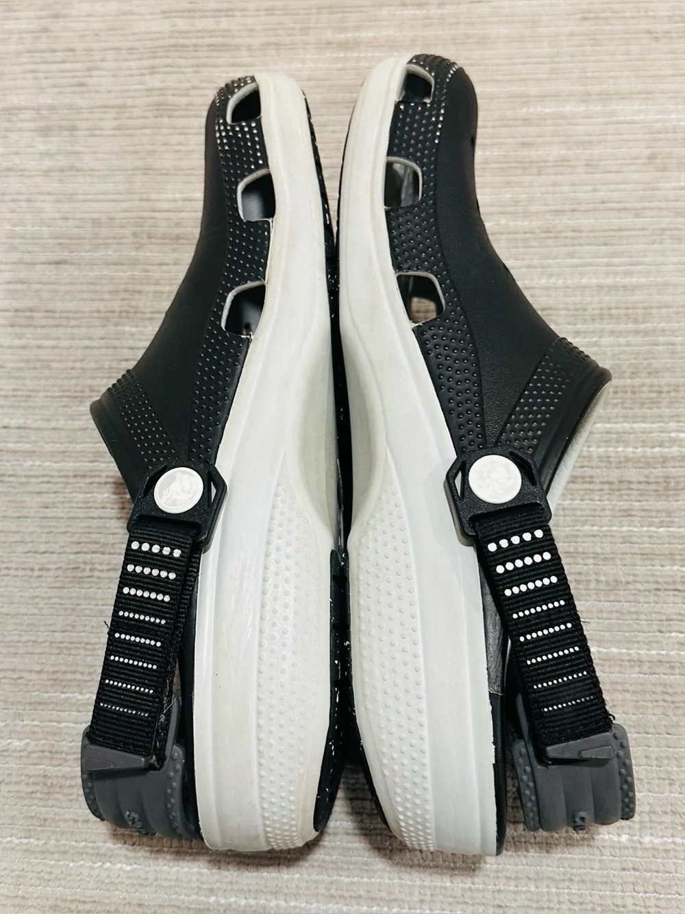 Crocs CLASSIC TURBO CLOG- Dual Comfort Adjustable Black-Unisex Sizes M9/W11‎